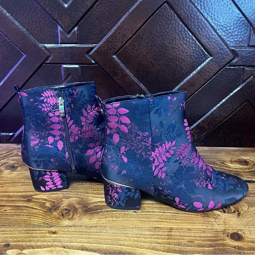 Floral Ankle Boots - Navy, Black and Pink, Liz Claiborne Size 10W - Picture 8 of 16